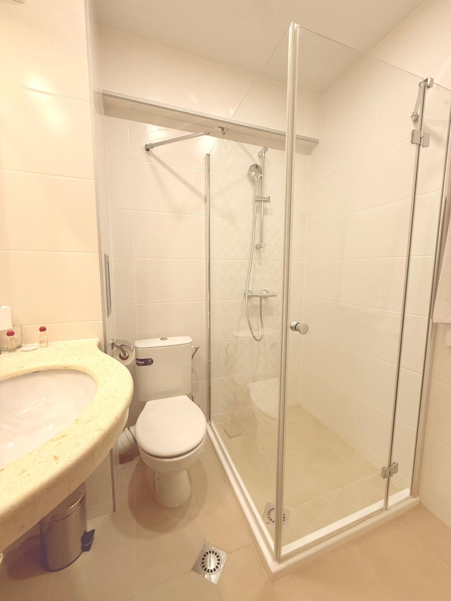 Hotel Cosmos Ruse Bagian luar foto